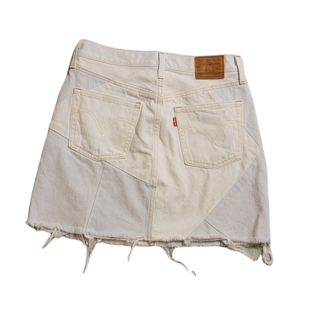 Levi's Premium Patchwork Light Wash High-Waisted … - image 4